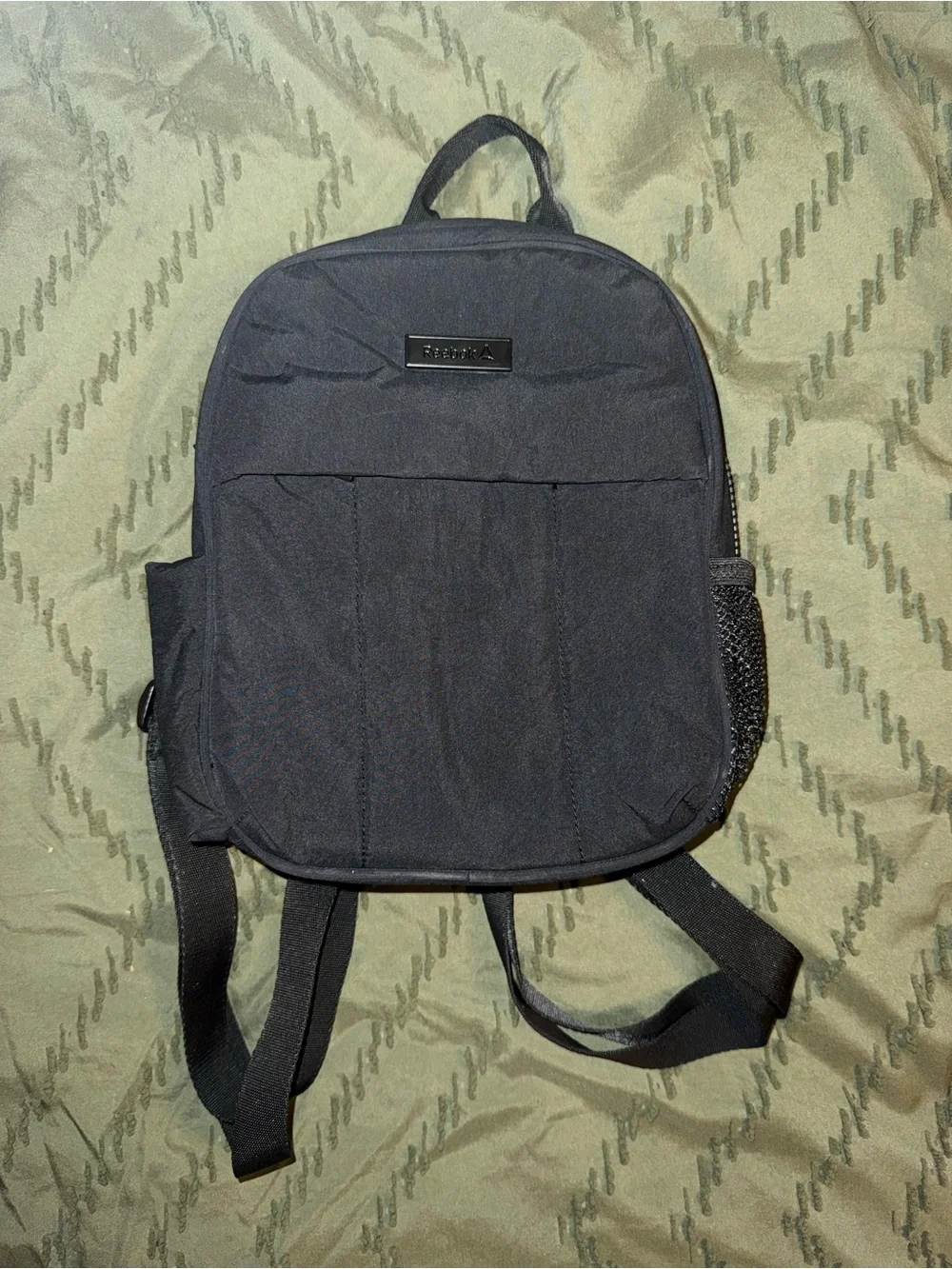 Black Reebok Compact Backpack - Unbranded - Picture 1 of 2